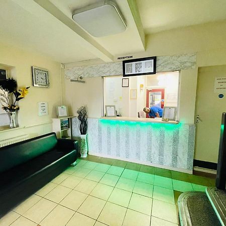 Star Hotel, South لايستر المظهر الخارجي الصورة