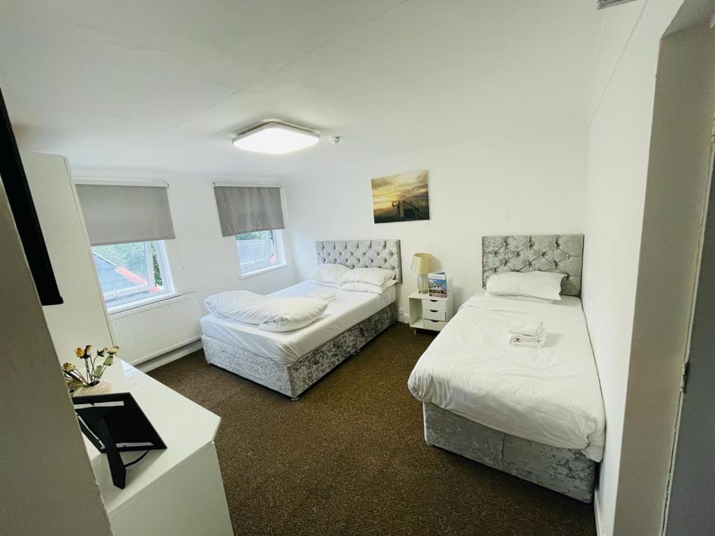 Star Hotel, South لايستر المظهر الخارجي الصورة
