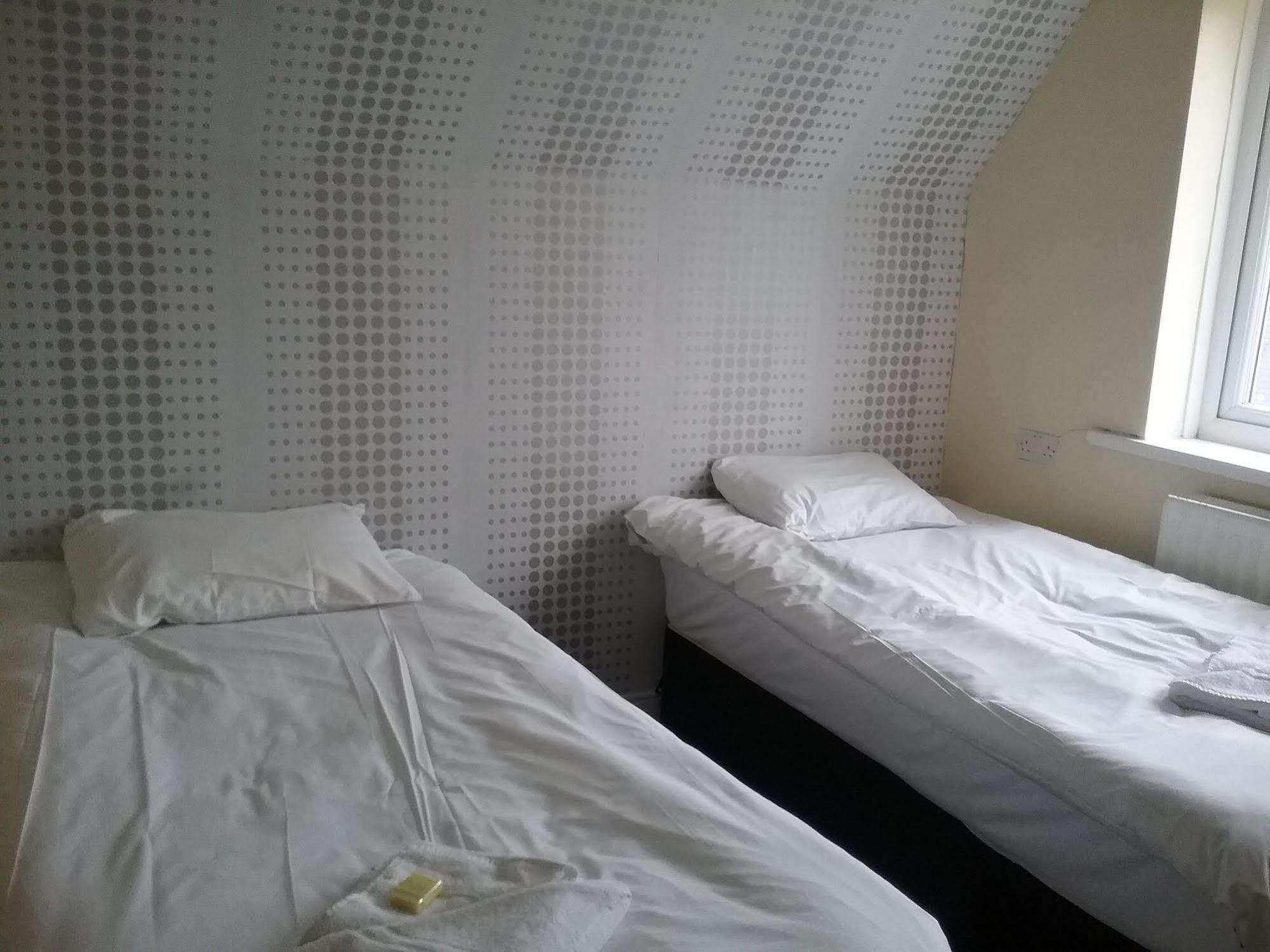 Star Hotel, South لايستر المظهر الخارجي الصورة